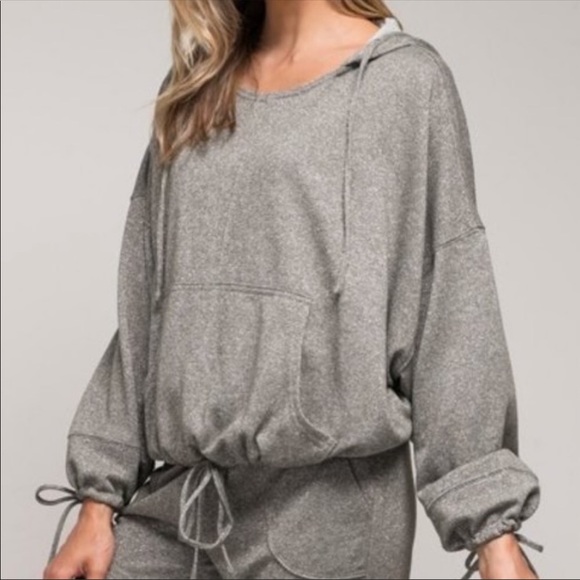 NEW! JOGGERS SET WITH HOODIE. SIZE SMALL, MEDIUM. - Picture 3 of 6